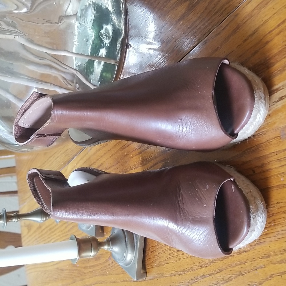 Andre Assous wedges